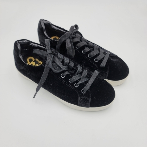 Circus Sam Edelman Caprice Velvet Sneaker Size 6M - Picture 2 of 8